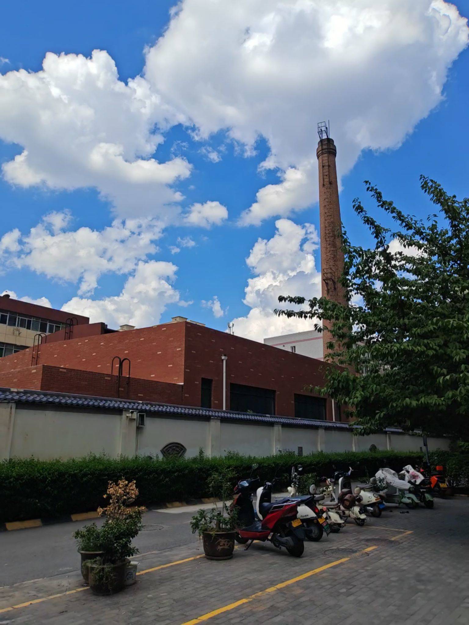 Xi'An-Weiyang-Cozy Home,Clean&Comfy,No Gender Limit,Hustle & Bustle,“Friends”,Chilled