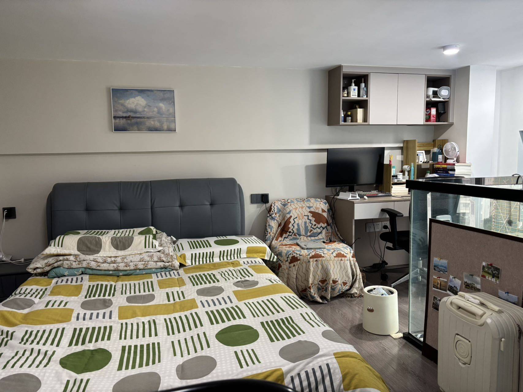 Wuhan-Hongshan-Cozy Home,Clean&Comfy,No Gender Limit,Hustle & Bustle,Chilled