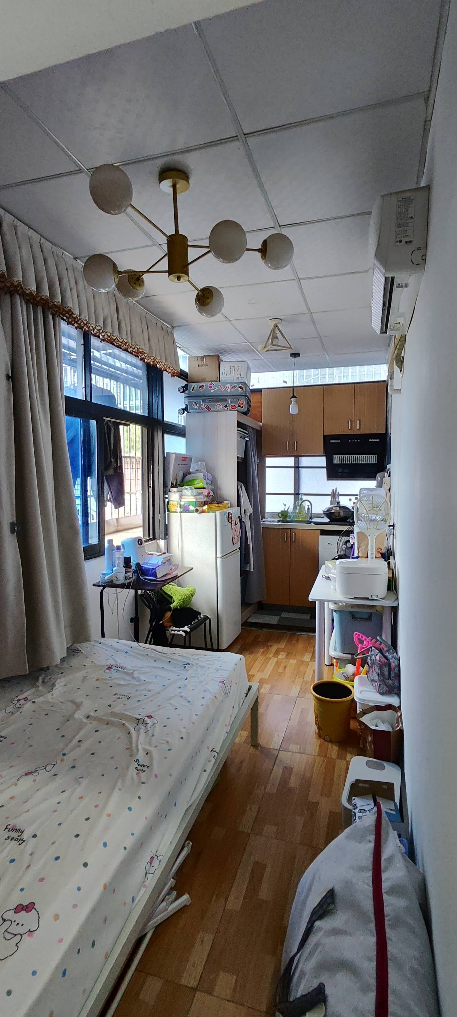 Shenzhen-Longgang-Cozy Home,Clean&Comfy,No Gender Limit,Hustle & Bustle