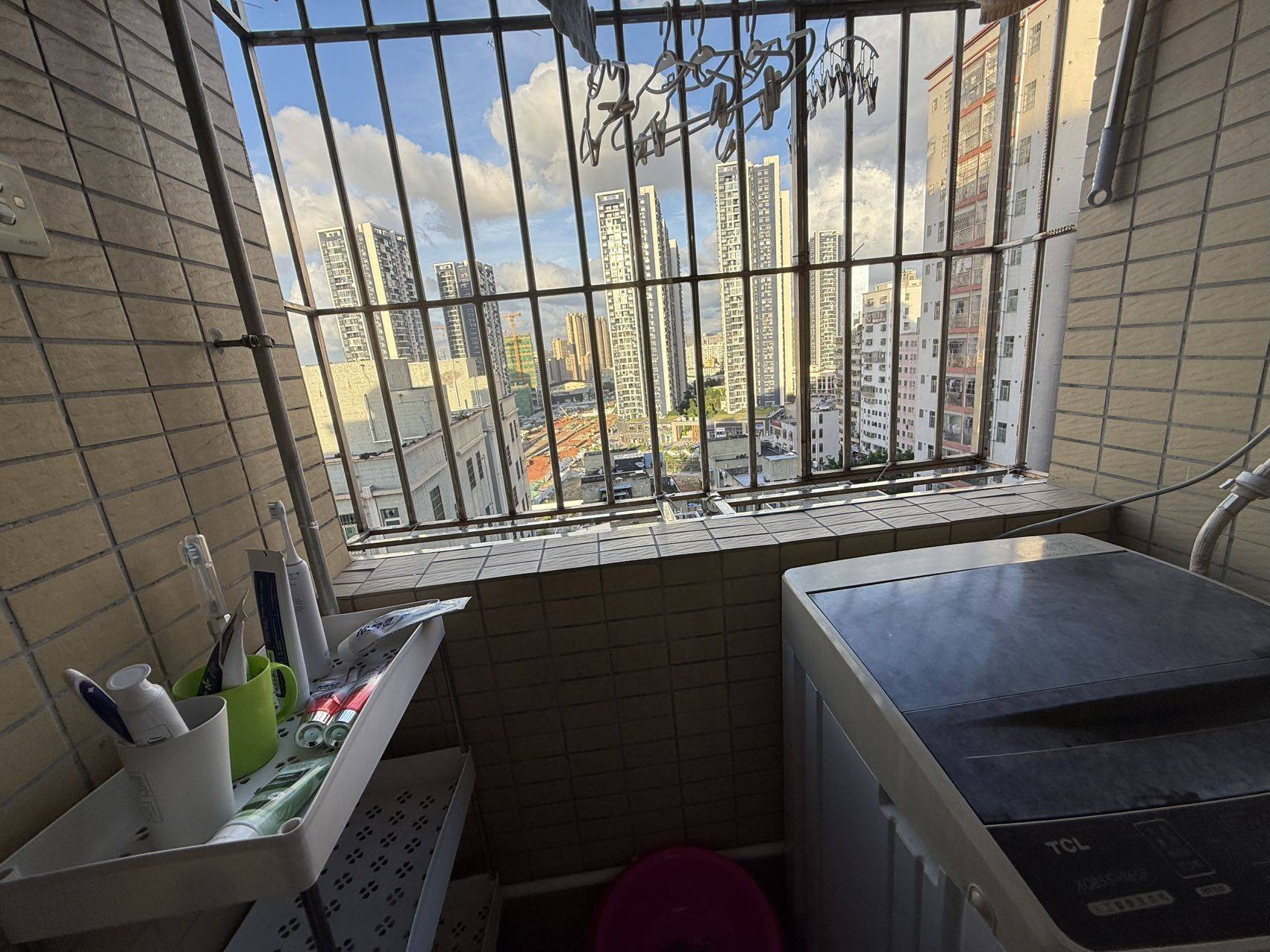 Shenzhen-Longhua-Cozy Home