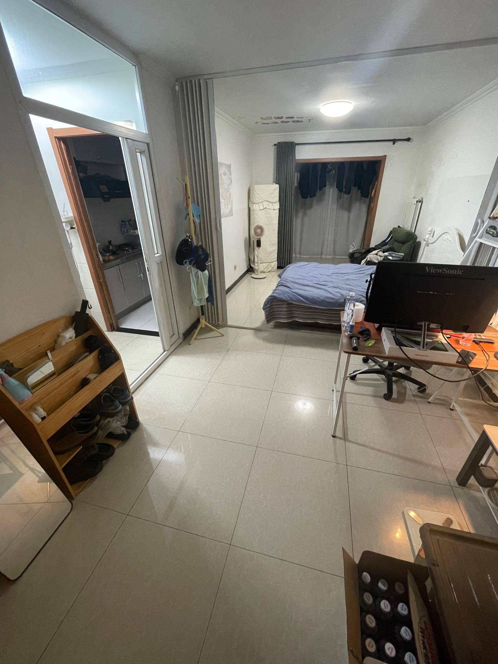 Beijing-Fengtai-Cozy Home,Clean&Comfy,No Gender Limit,Hustle & Bustle,“Friends”,Chilled,LGBTQ Friendly,Pet Friendly