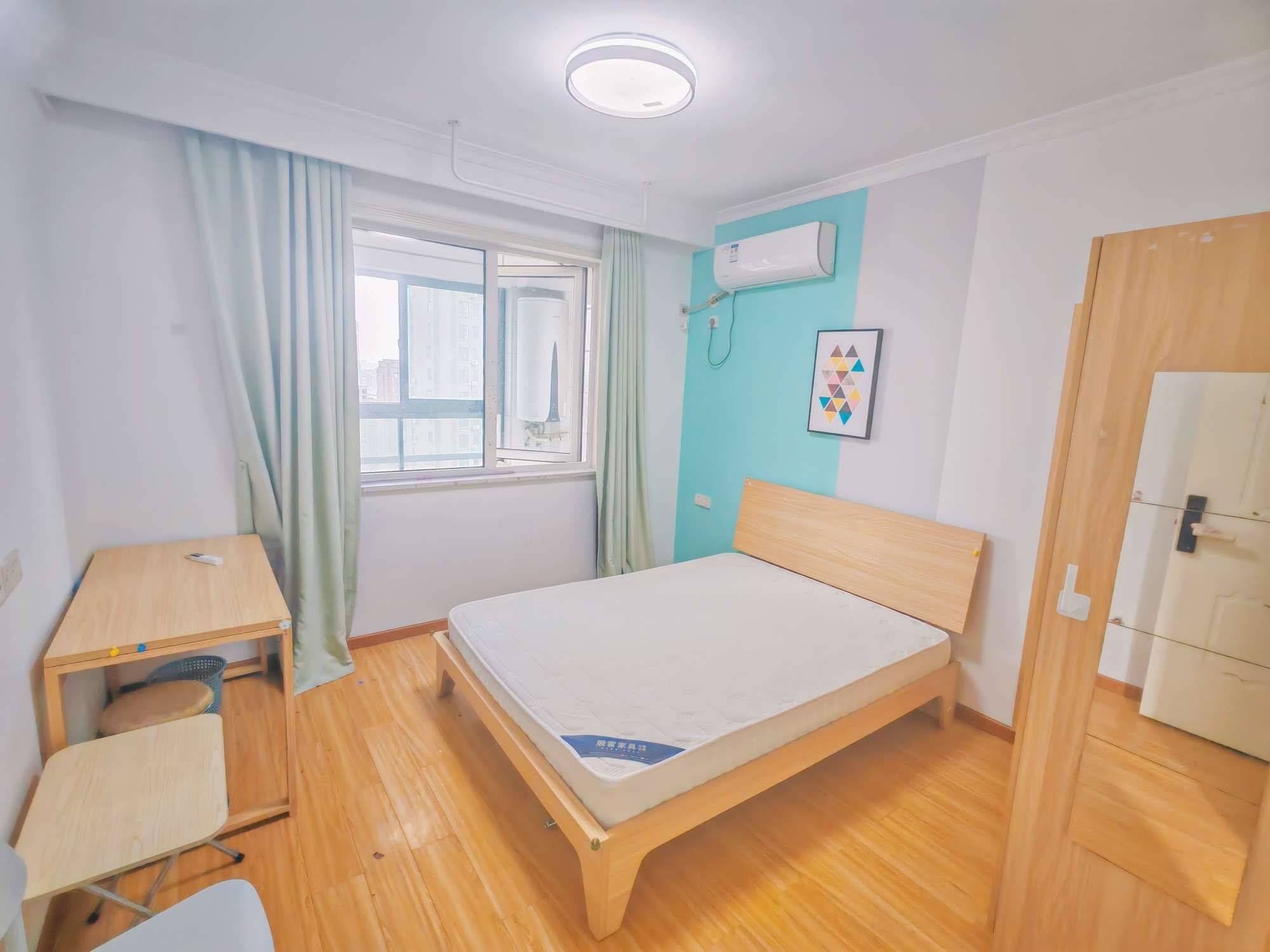 Wuhan-Wuchang-Cozy Home,Clean&Comfy,No Gender Limit,Hustle & Bustle