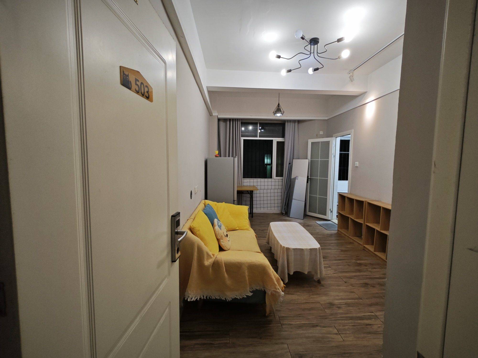 Shenzhen-Longhua-Cozy Home,Clean&Comfy,No Gender Limit,Hustle & Bustle,“Friends”,Chilled,LGBTQ Friendly,Pet Friendly