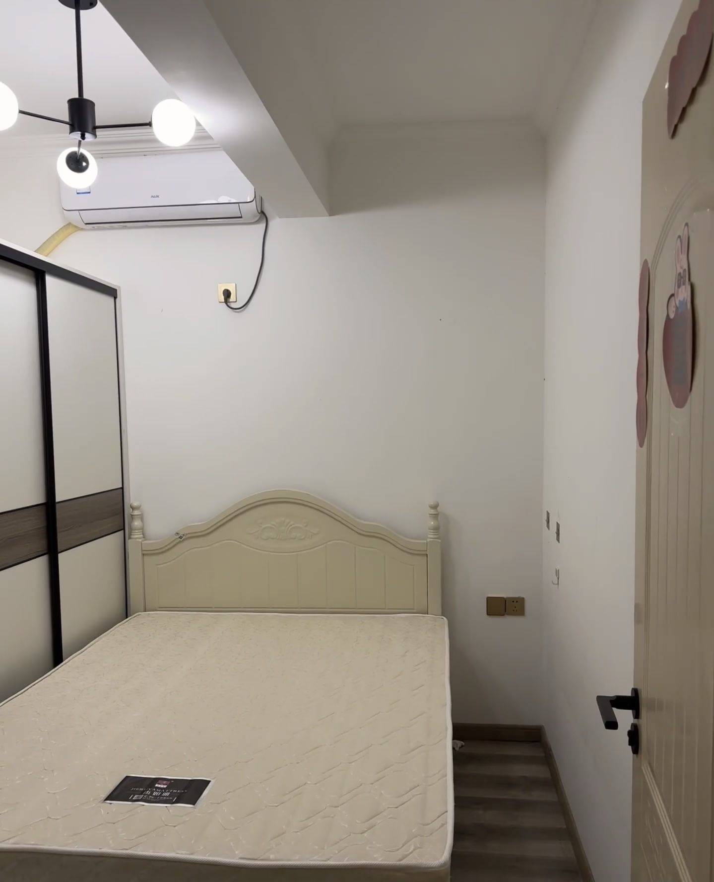 Chengdu-Shuangliu-Cozy Home,Clean&Comfy,No Gender Limit,Chilled,Pet Friendly