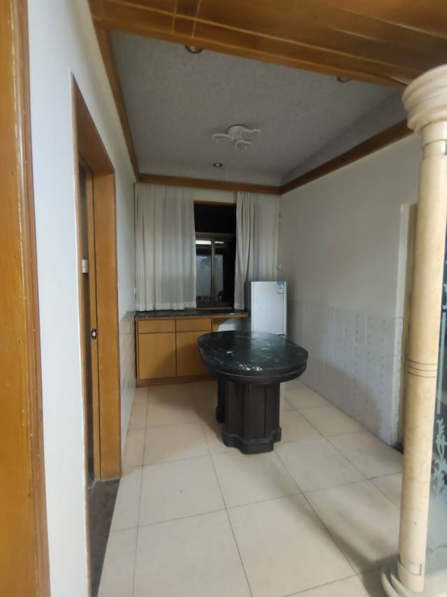 Zhuhai-Xiangzhou-Cozy Home,Clean&Comfy,Hustle & Bustle,“Friends”,Chilled