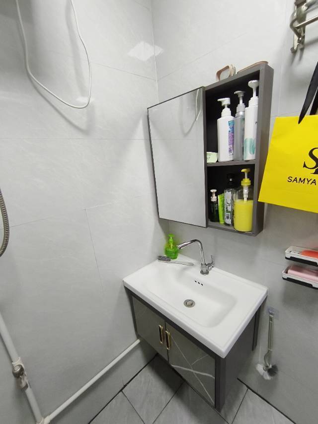 Shenzhen-Longgang-Cozy Home,Clean&Comfy,No Gender Limit,Hustle & Bustle,“Friends”,Chilled,Pet Friendly