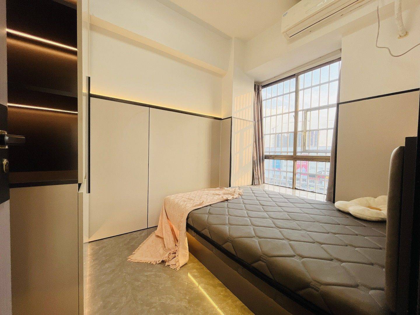 Guangzhou-Baiyun-Cozy Home,Clean&Comfy,No Gender Limit,Hustle & Bustle,“Friends”