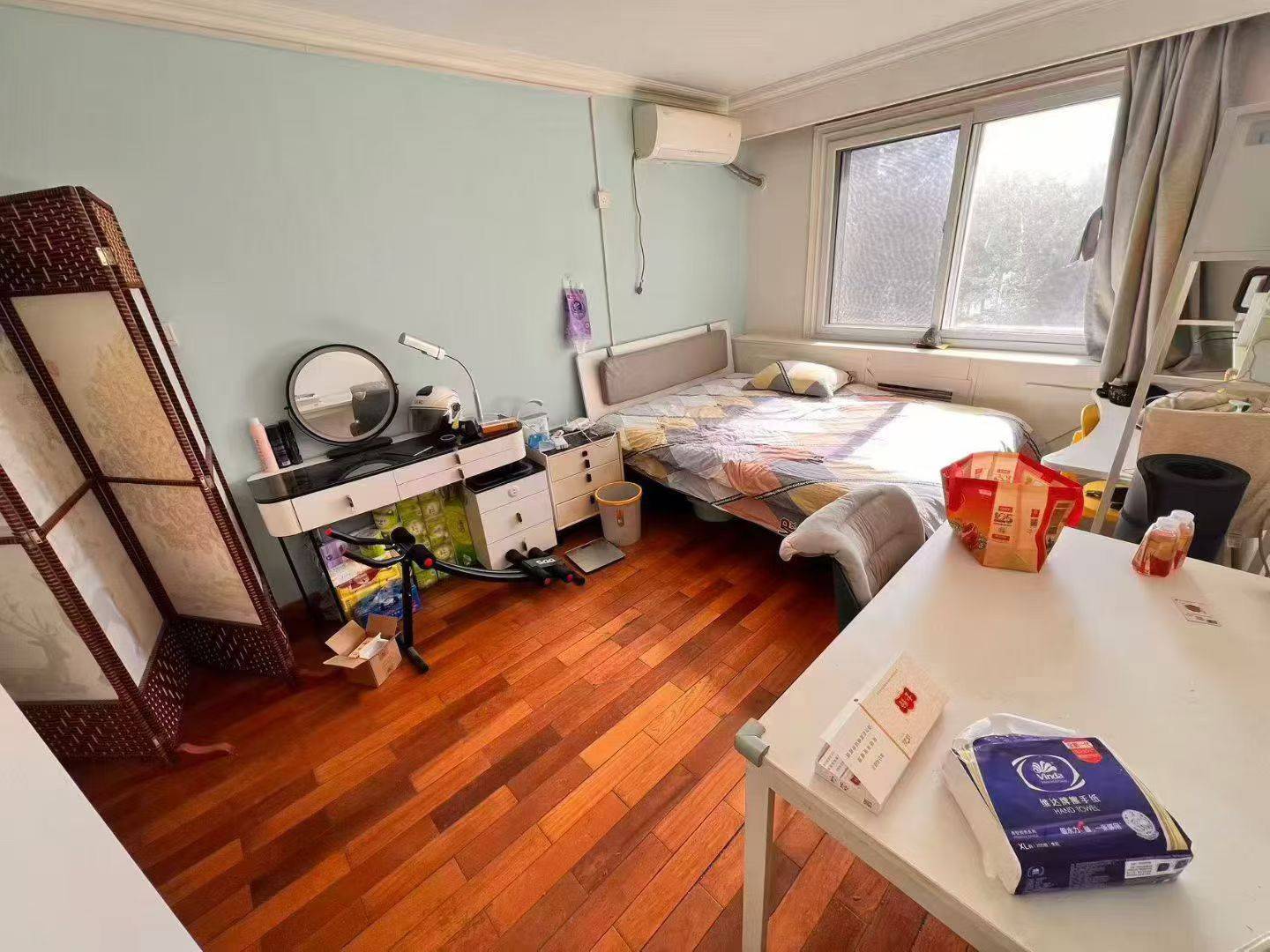 Beijing-Shijingshan-Cozy Home,Clean&Comfy,No Gender Limit,Hustle & Bustle,“Friends”,Chilled,LGBTQ Friendly,Pet Friendly