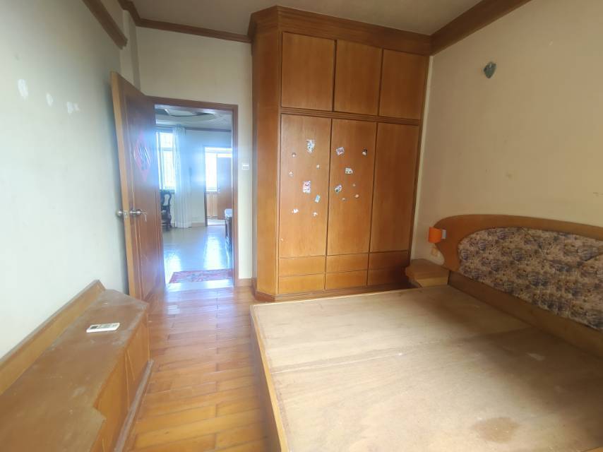 Zhuhai-Xiangzhou-Cozy Home,Clean&Comfy,Hustle & Bustle,“Friends”,Chilled