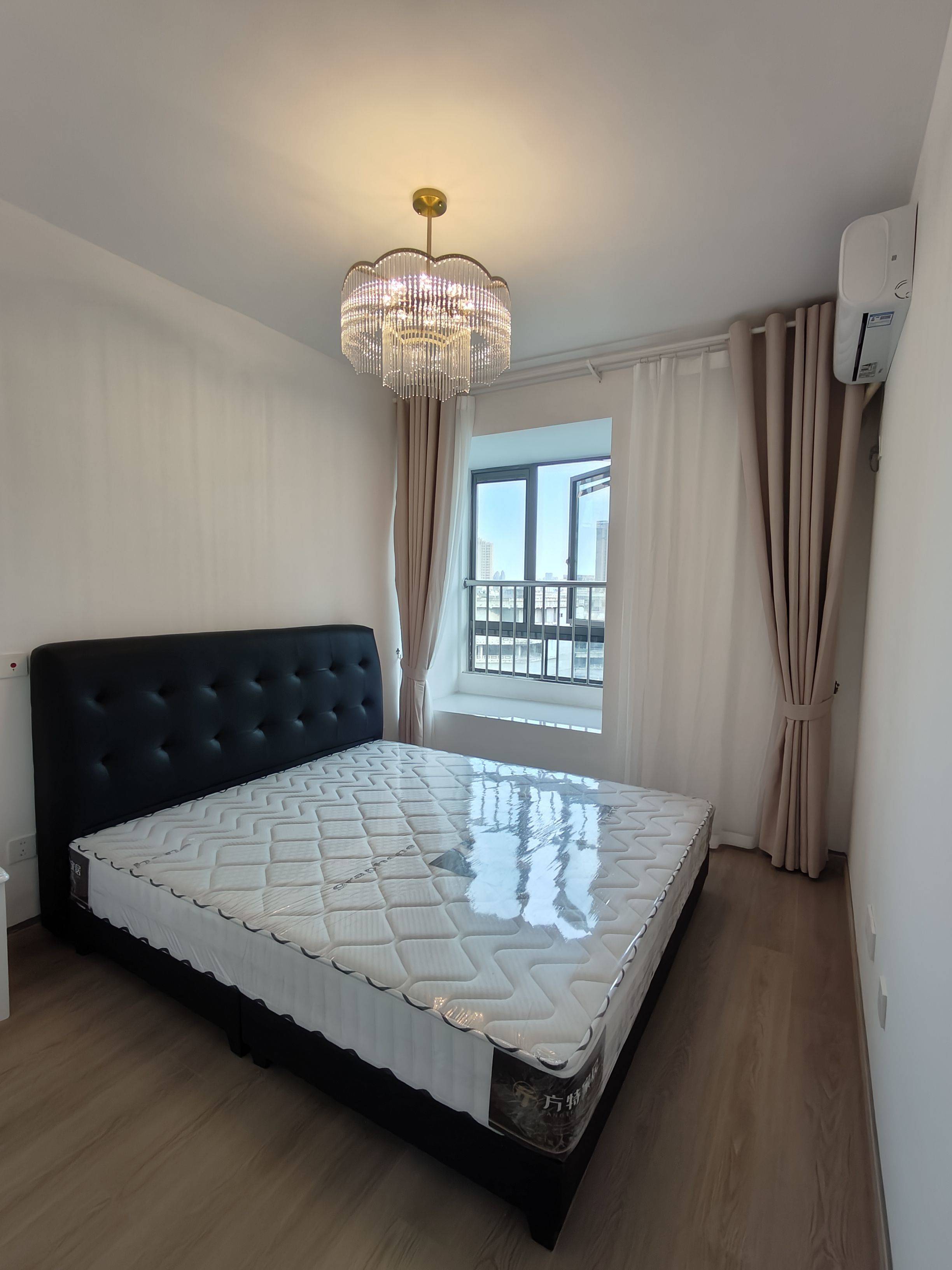 Hefei-Luyang-Cozy Home,Clean&Comfy,No Gender Limit,Hustle & Bustle,“Friends”,Chilled,LGBTQ Friendly