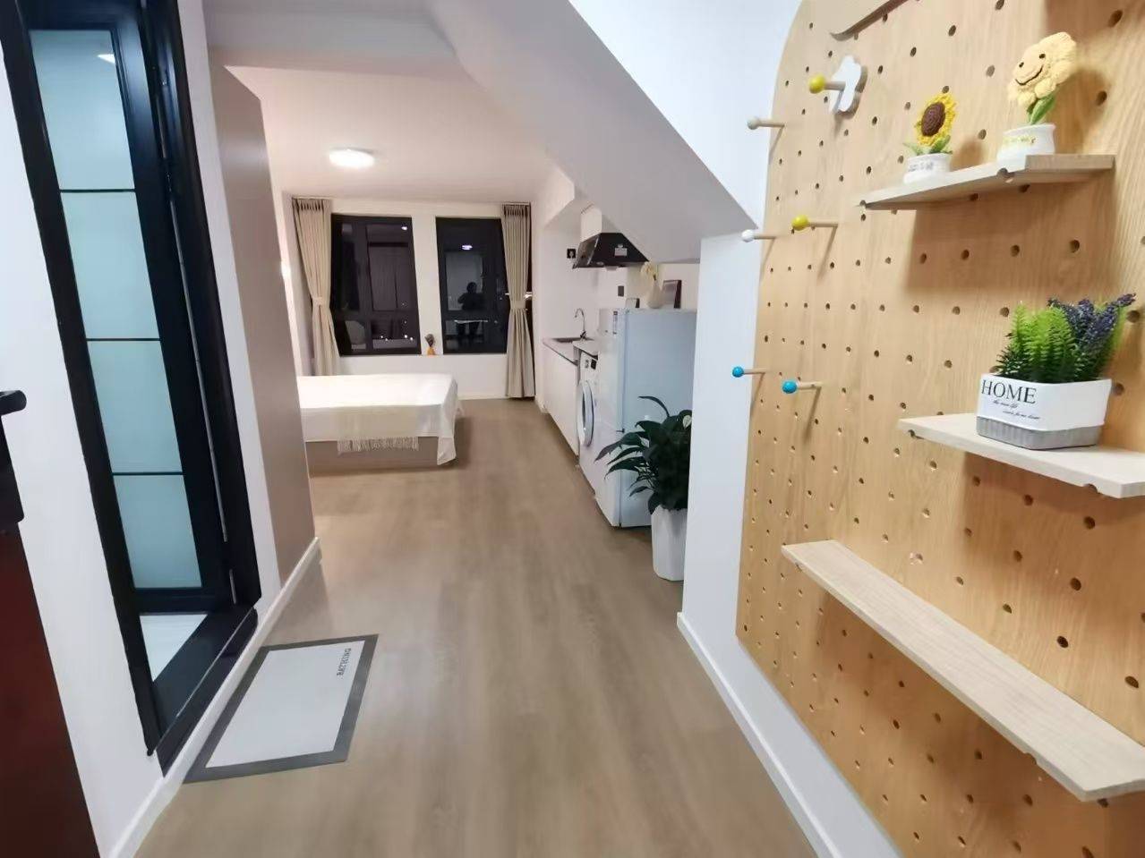 Wuhan-Jiangxia-No Gender Limit,Pet Friendly