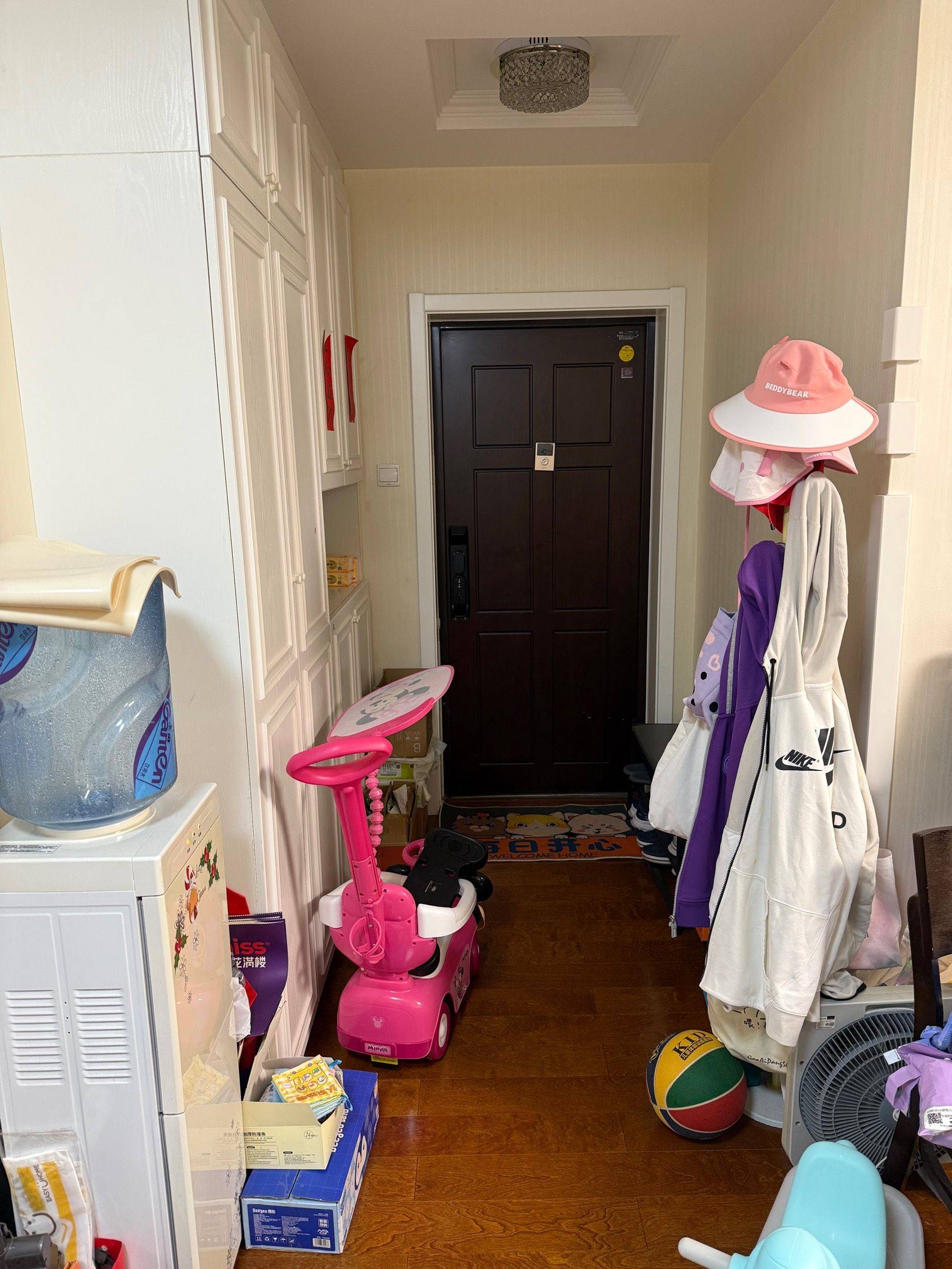 Beijing-Changping-Cozy Home,Clean&Comfy,No Gender Limit,Hustle & Bustle,“Friends”,Chilled,Pet Friendly