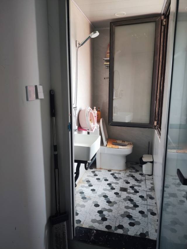 Shanghai-Songjiang-Cozy Home,Clean&Comfy,No Gender Limit