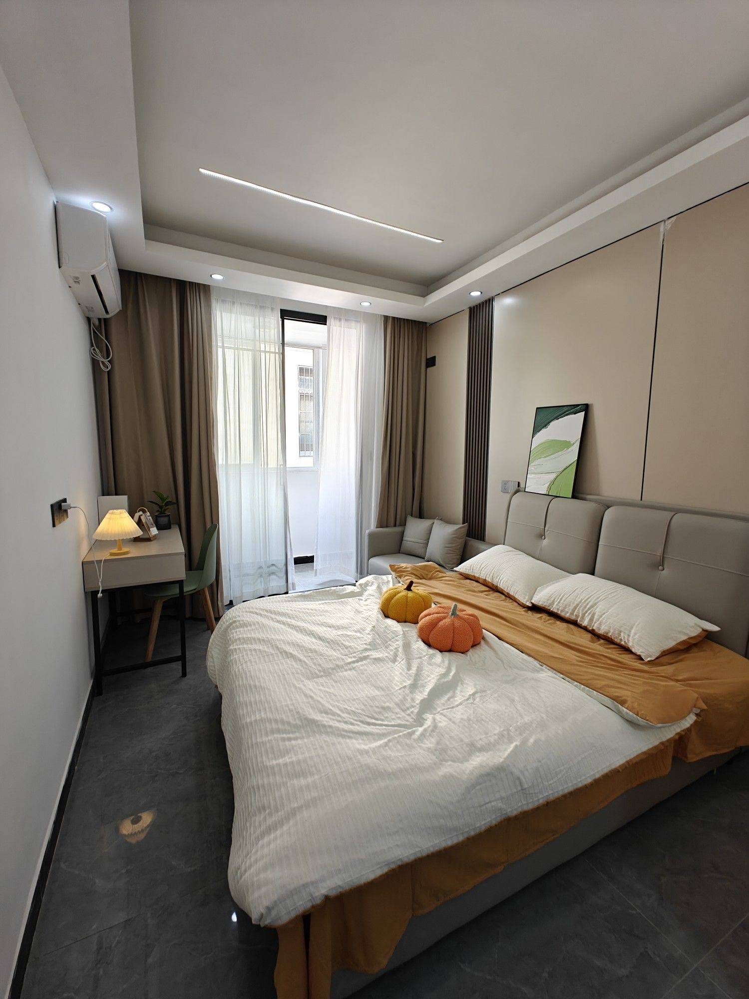 Nanjing-Qinhuai-Cozy Home,Clean&Comfy,No Gender Limit,Hustle & Bustle,“Friends”,Chilled,LGBTQ Friendly,Pet Friendly