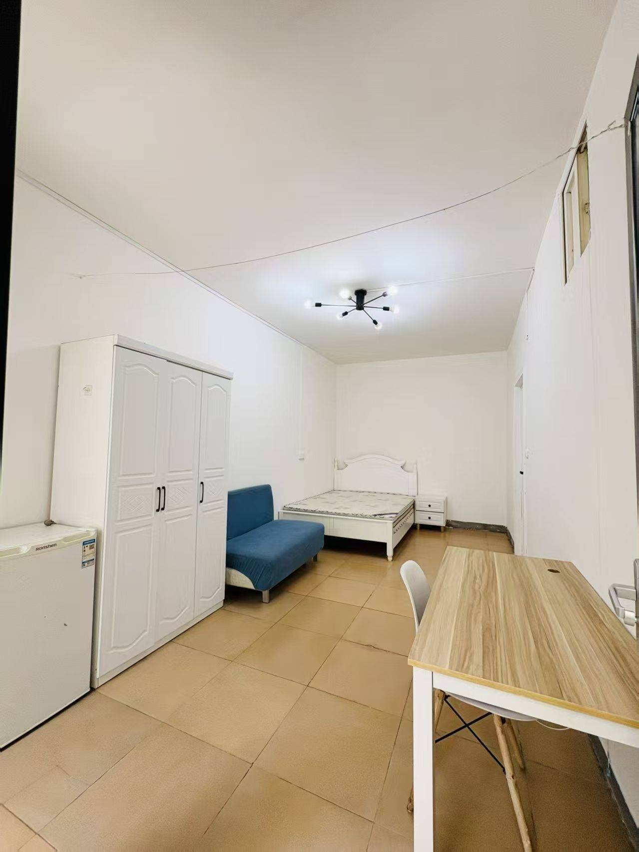 Wuhan-Jiangxia-Cozy Home,Clean&Comfy,No Gender Limit,Hustle & Bustle,“Friends”,Chilled,LGBTQ Friendly,Pet Friendly