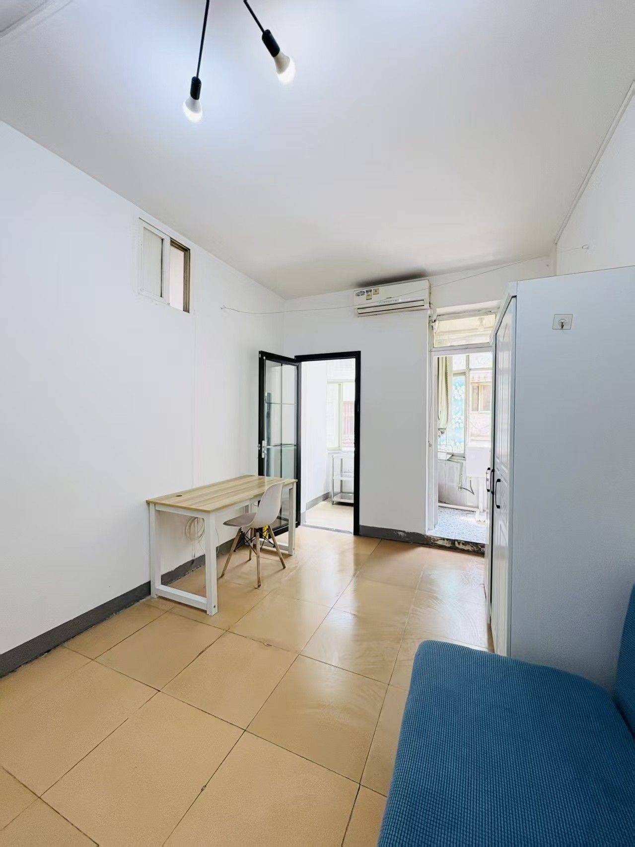 Wuhan-Jiangxia-Cozy Home,Clean&Comfy,No Gender Limit,Hustle & Bustle,“Friends”,Chilled,LGBTQ Friendly,Pet Friendly