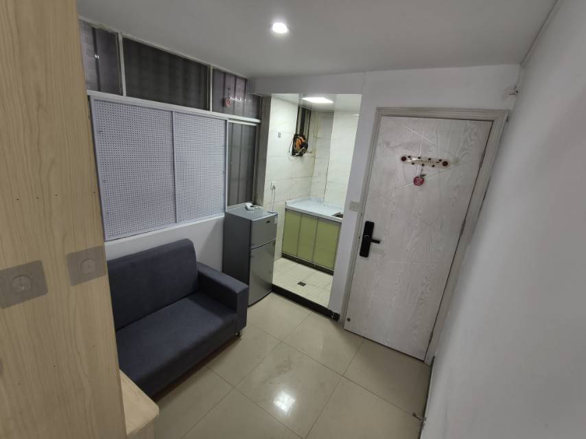 Shenzhen-Longgang-Cozy Home,Clean&Comfy,No Gender Limit,Hustle & Bustle,“Friends”,Chilled,LGBTQ Friendly,Pet Friendly
