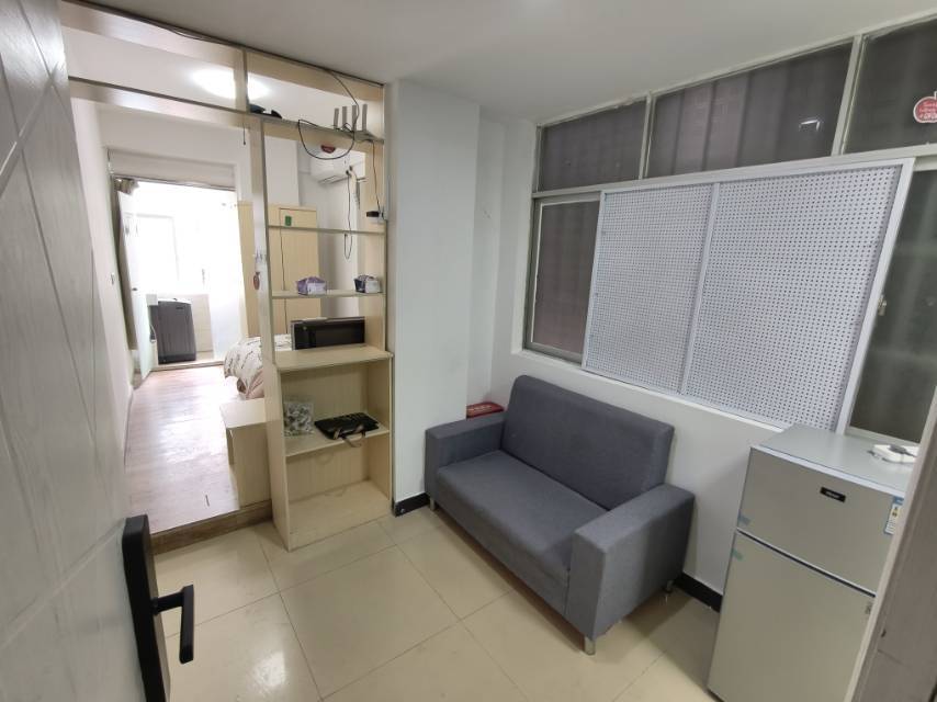 Shenzhen-Longgang-Cozy Home,Clean&Comfy,No Gender Limit,Hustle & Bustle,“Friends”,Chilled,LGBTQ Friendly,Pet Friendly