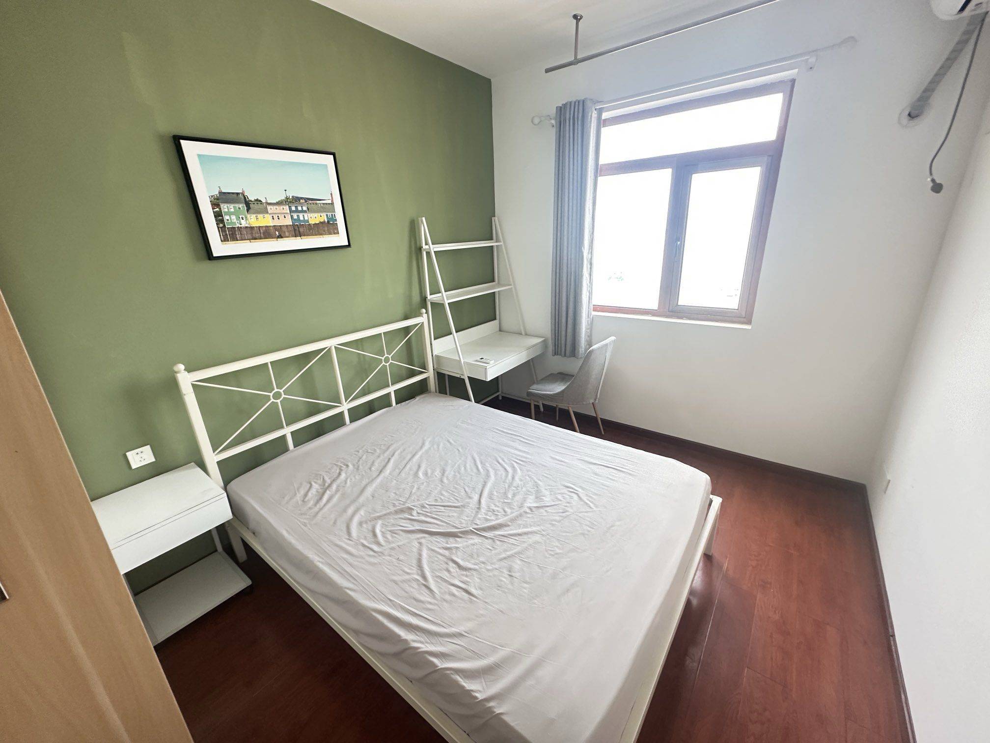 武汉-洪山-1RMB/晚,毕业季,地铁口,开学季,宠物友好,LGBTQ友好,温馨小窝,干净治愈,不限性别,市井烟火气,老友记,慢时光