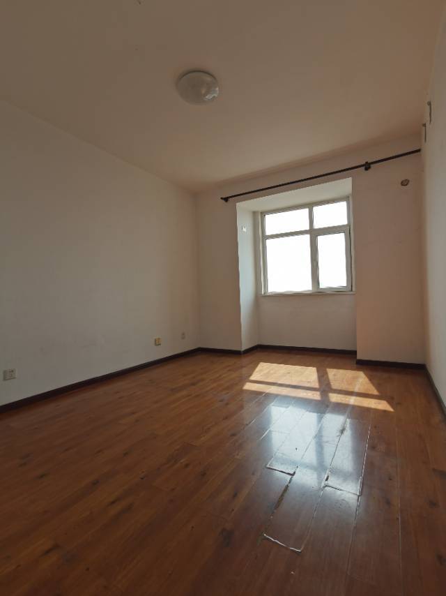 Tianjin-Xiqing-No Gender Limit