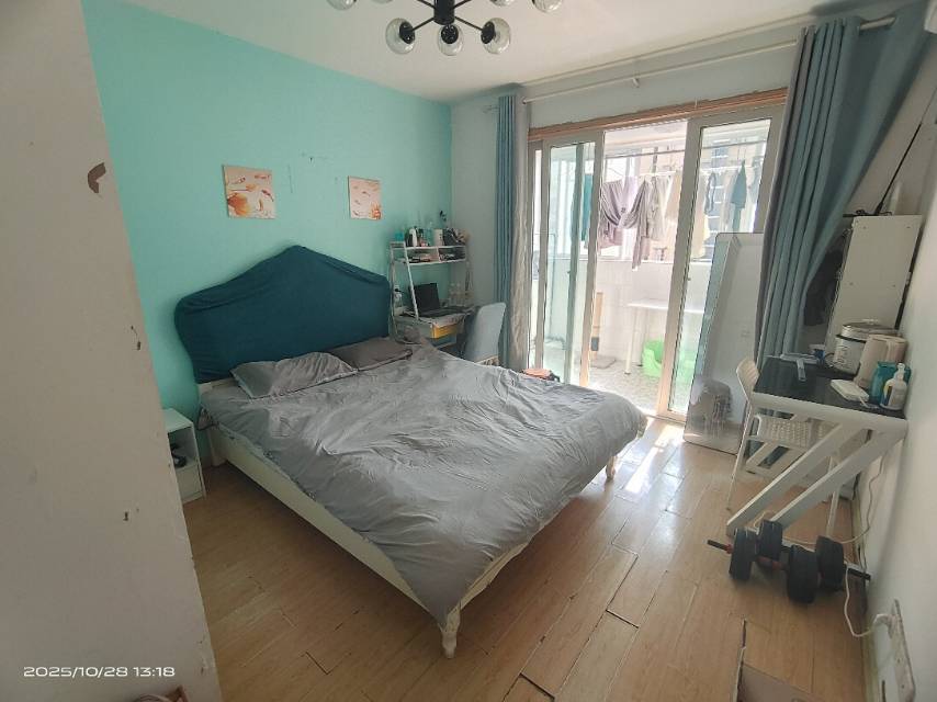 Nanjing-Jianye-Hustle & Bustle