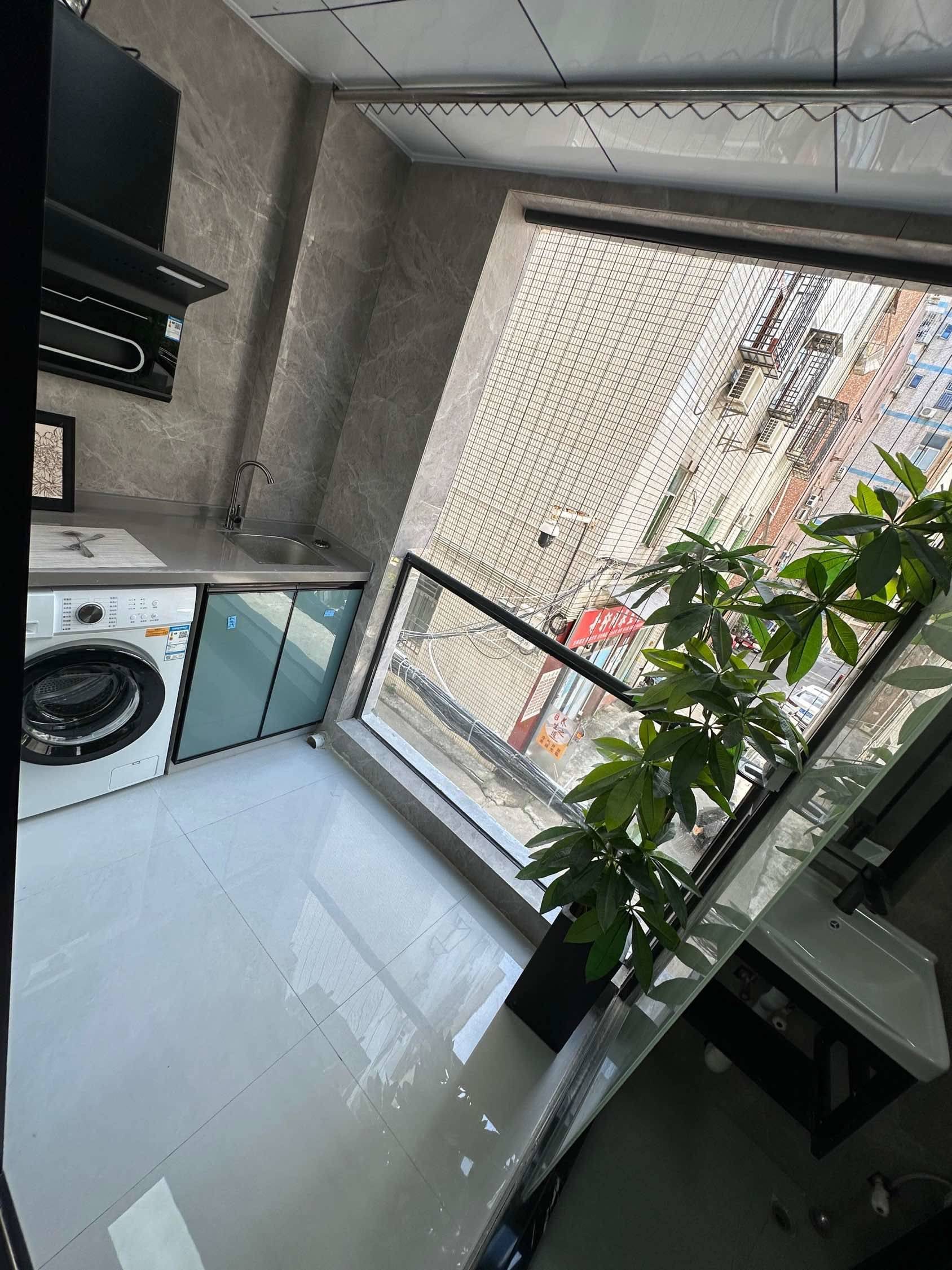 Shenzhen-Nanshan-Clean&Comfy