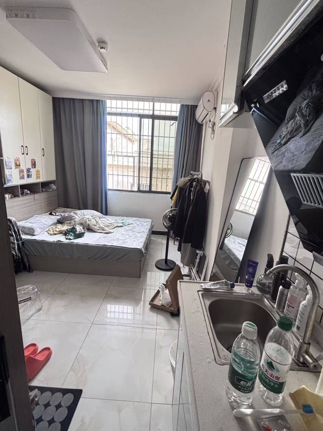 Shenzhen-BaoAn-Cozy Home,Clean&Comfy,No Gender Limit,Hustle & Bustle