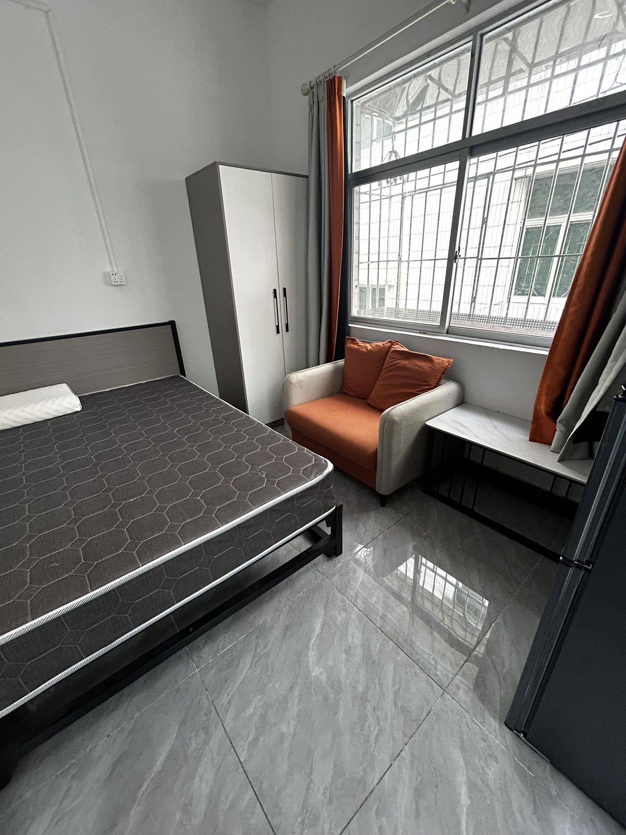 Shenzhen-Longgang-Cozy Home,Clean&Comfy,No Gender Limit,Hustle & Bustle,Chilled