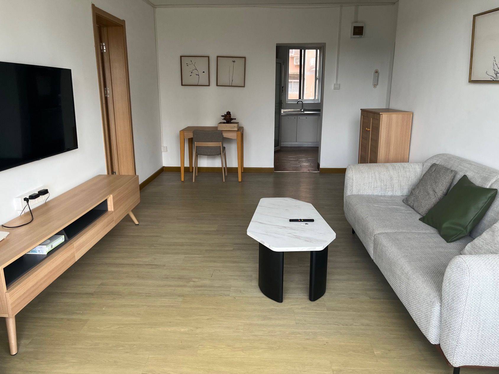 Shanghai-Pudong-Cozy Home,Clean&Comfy,No Gender Limit,Hustle & Bustle,“Friends”,Chilled,LGBTQ Friendly,Pet Friendly