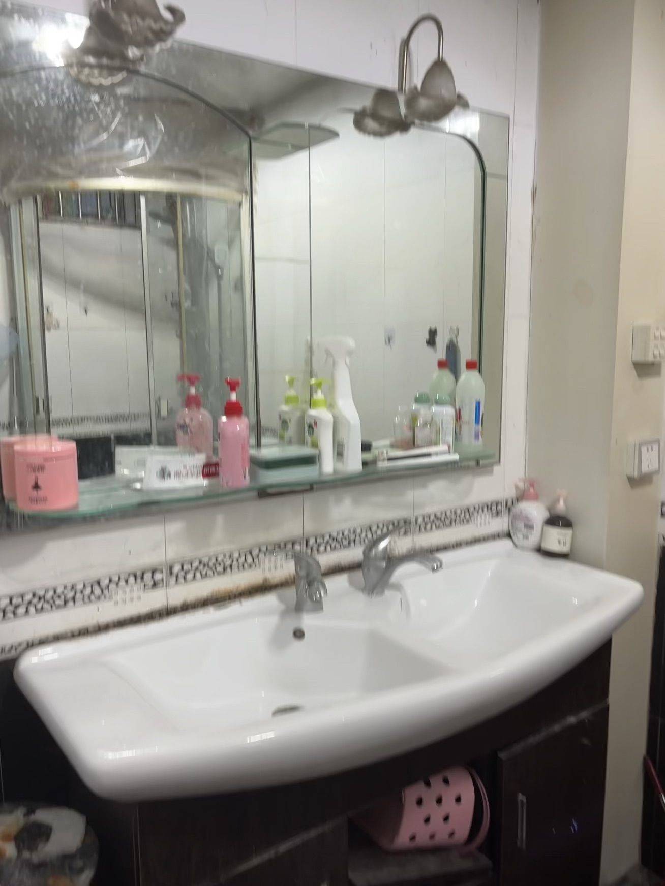 Hefei-Shushan-Cozy Home,Clean&Comfy,Hustle & Bustle,“Friends”,Pet Friendly