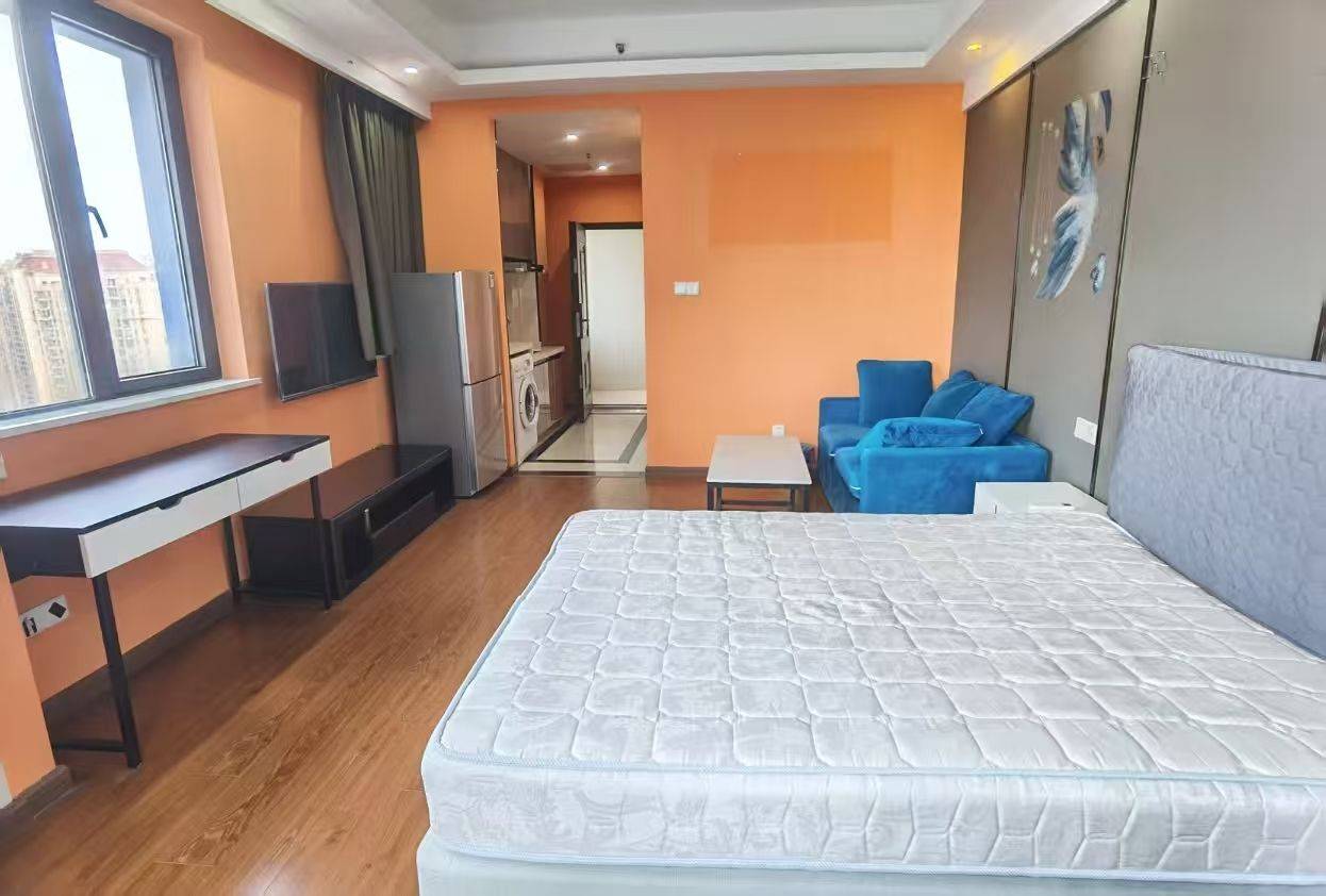 Wuhan-Hongshan-Cozy Home,No Gender Limit,Hustle & Bustle