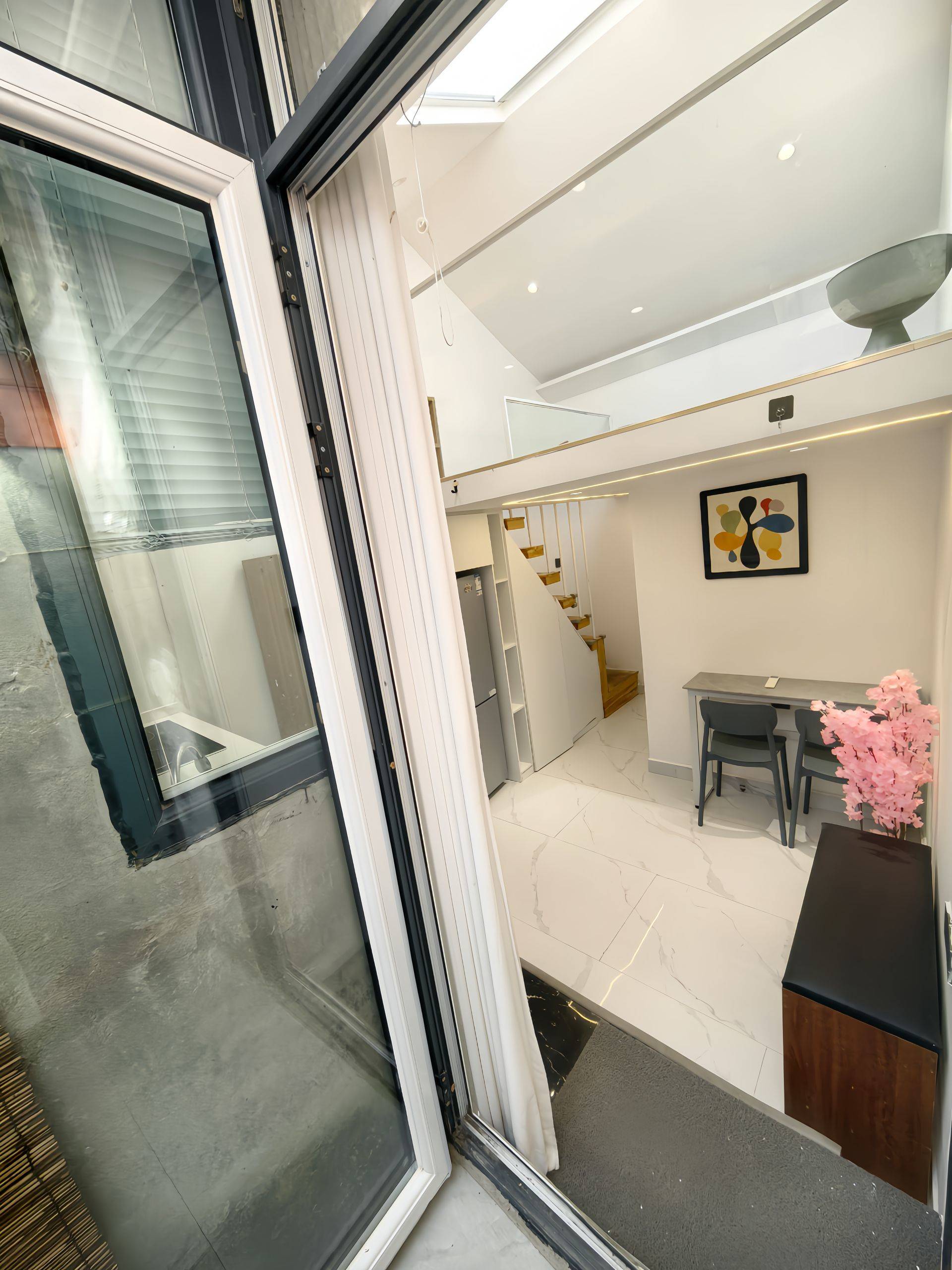 Beijing-Dongcheng-Cozy Home,Clean&Comfy,No Gender Limit,Hustle & Bustle,“Friends”,Chilled,LGBTQ Friendly,Pet Friendly