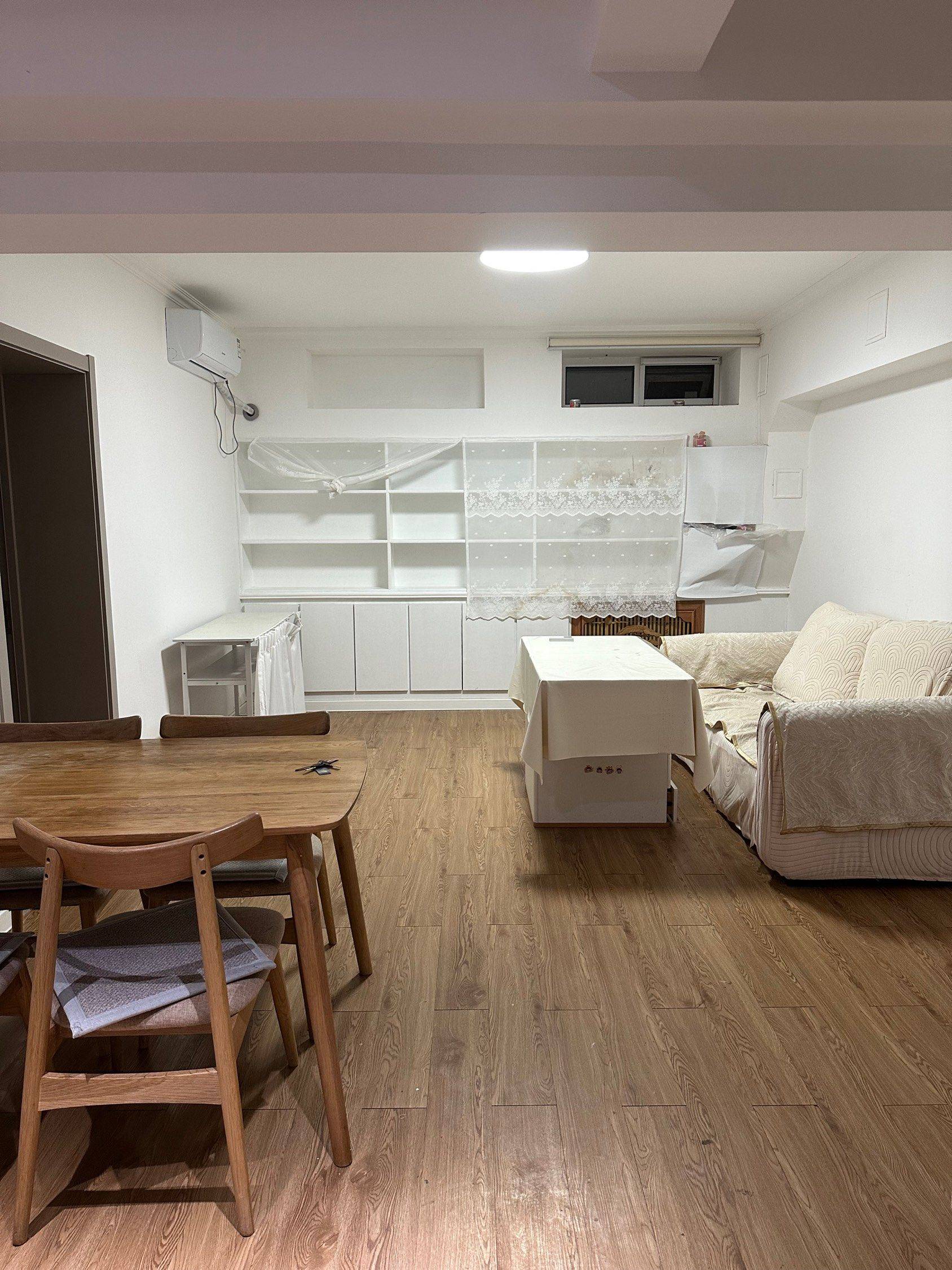 Beijing-Changping-Cozy Home,Clean&Comfy,No Gender Limit,Hustle & Bustle,“Friends”,Chilled