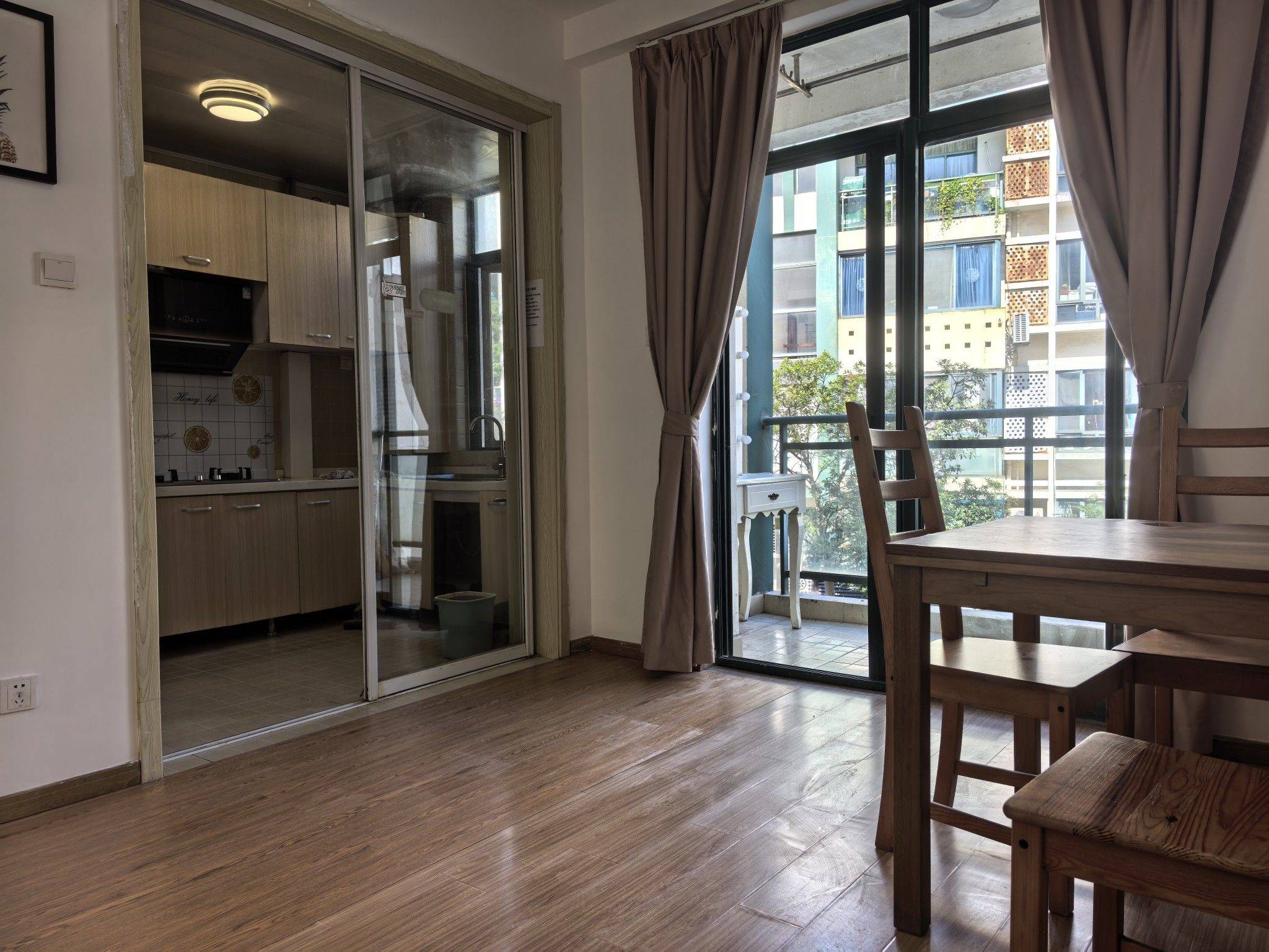 上海-浦東-乾淨治愈