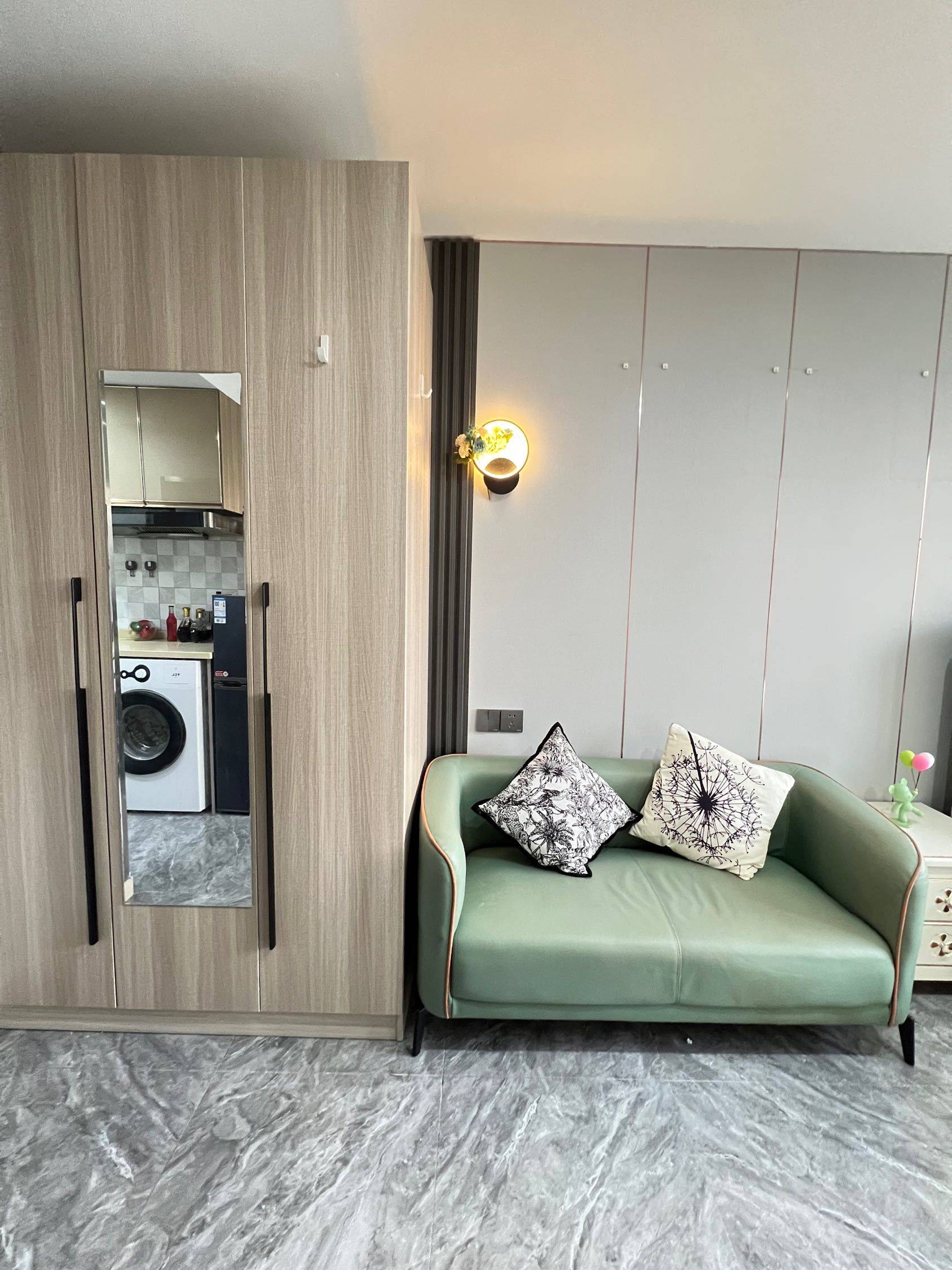 Shanghai-Jing‘An-Cozy Home,Clean&Comfy,No Gender Limit,Hustle & Bustle,“Friends”,Chilled,LGBTQ Friendly,Pet Friendly