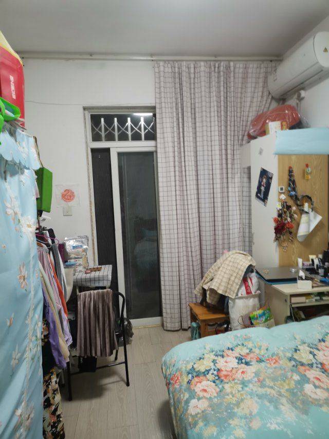 Chengdu-Shuangliu-Cozy Home,Clean&Comfy,No Gender Limit,Hustle & Bustle