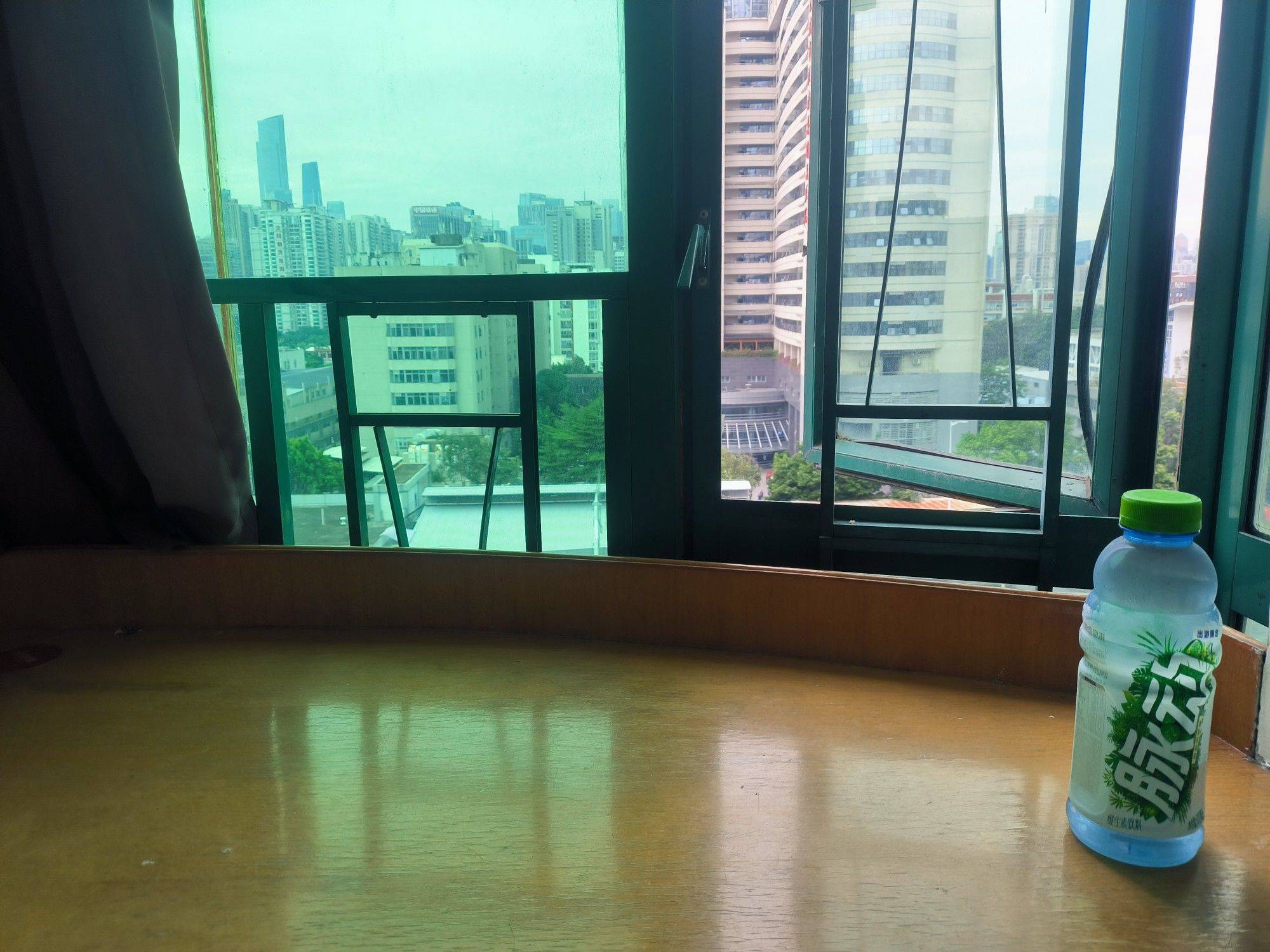 Guangzhou-Tianhe-配套齐全,生活方便,上班通勤,电梯房,Cozy Home,Clean&Comfy,No Gender Limit,Hustle & Bustle,“Friends”,Chilled