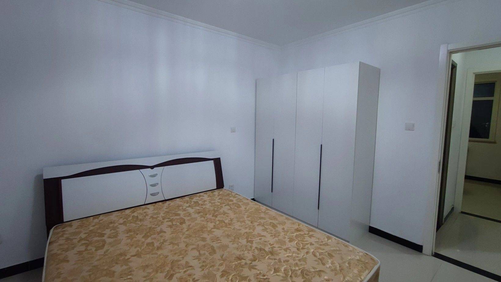 北京-昌平-Main bedroom,Line 5,Shared apartment