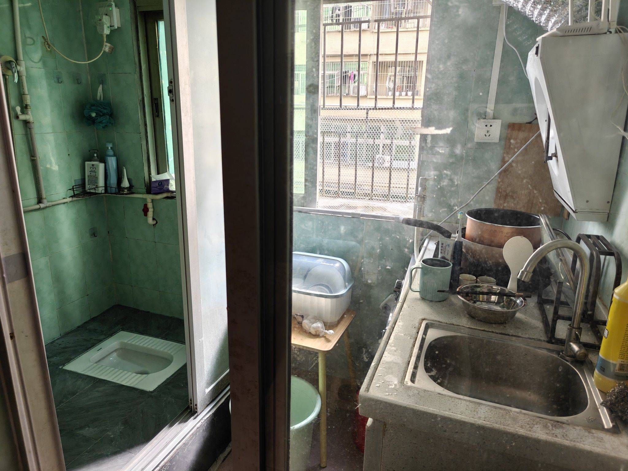 Shenzhen-Longhua-Cozy Home,Clean&Comfy,No Gender Limit,Hustle & Bustle