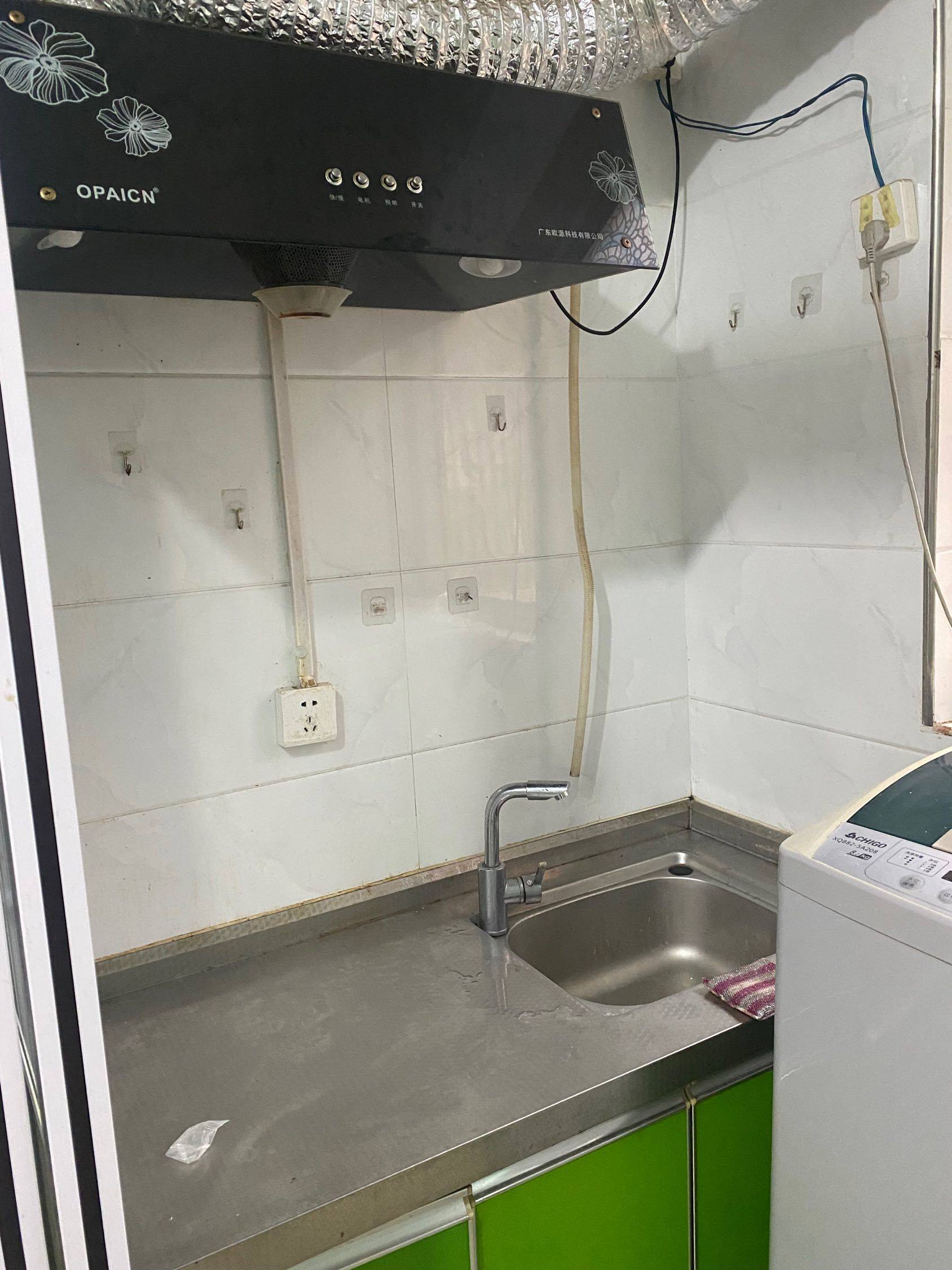 Zhengzhou-Jinshui-Cozy Home,Clean&Comfy,No Gender Limit,Hustle & Bustle,“Friends”,Chilled