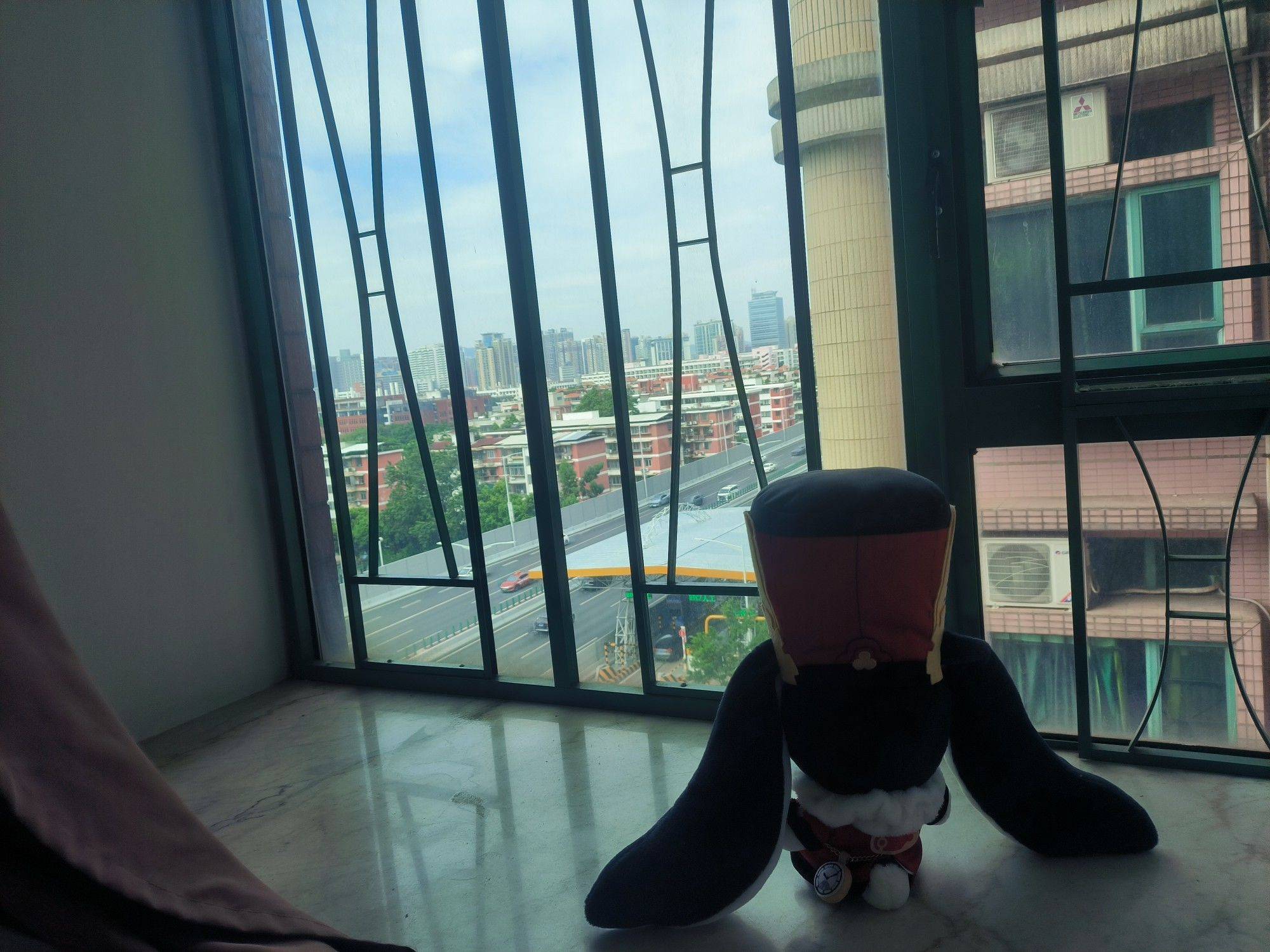 Guangzhou-Tianhe-配套齐全,生活方便,上班通勤,电梯房,Cozy Home,Clean&Comfy,No Gender Limit,Hustle & Bustle,“Friends”,Chilled