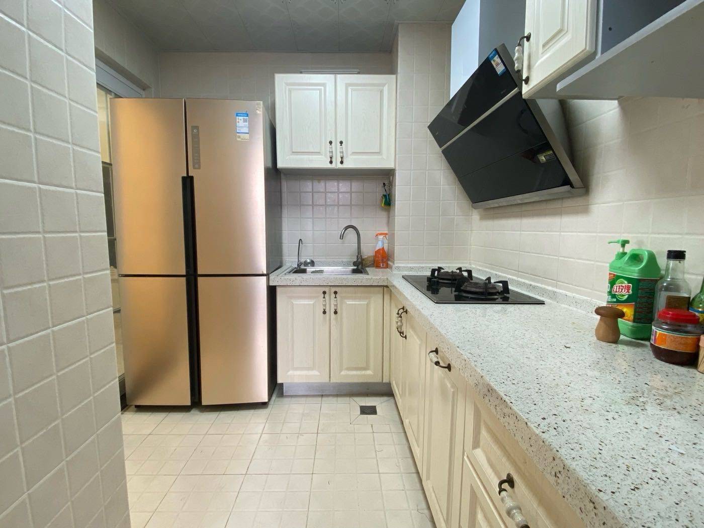 Chengdu-Shuangliu-Cozy Home,Clean&Comfy,No Gender Limit,Hustle & Bustle,Chilled,Pet Friendly