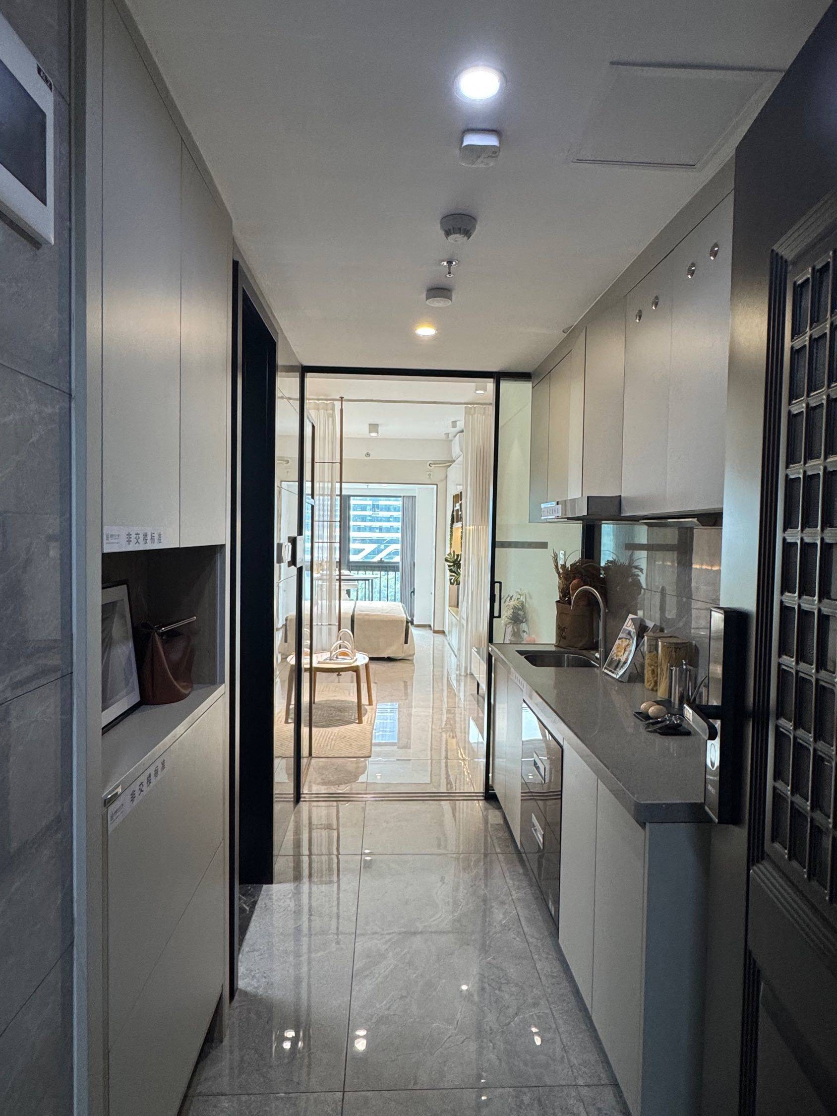 Shenzhen-BaoAn-Cozy Home,Clean&Comfy,Hustle & Bustle,Chilled,LGBTQ Friendly,Pet Friendly