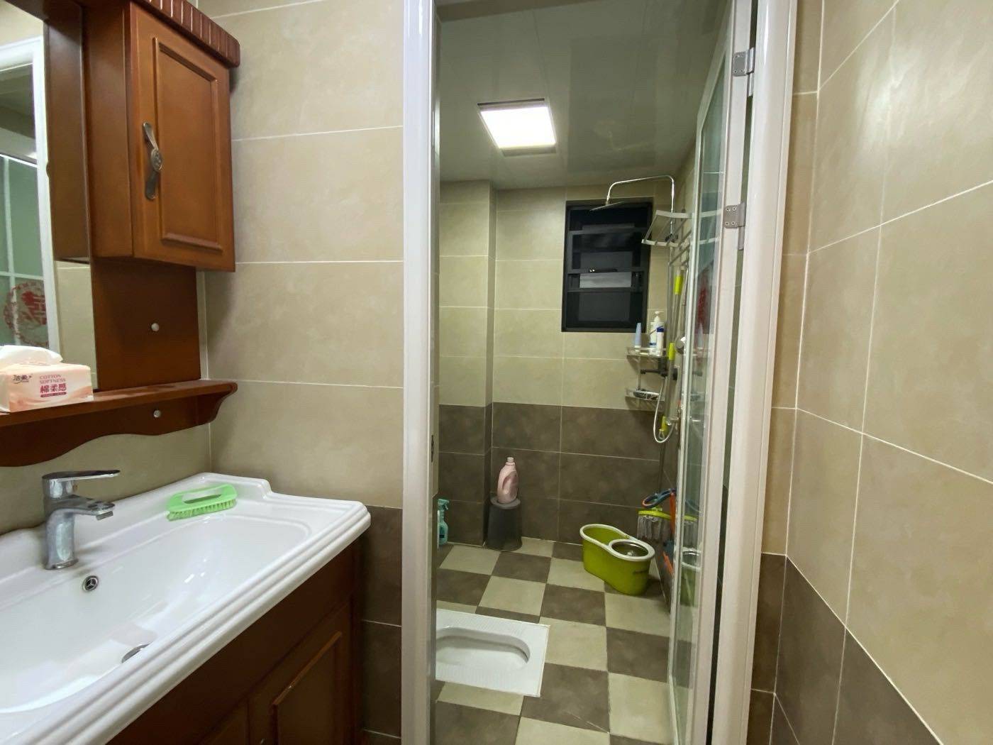 Chengdu-Shuangliu-Clean&Comfy,No Gender Limit