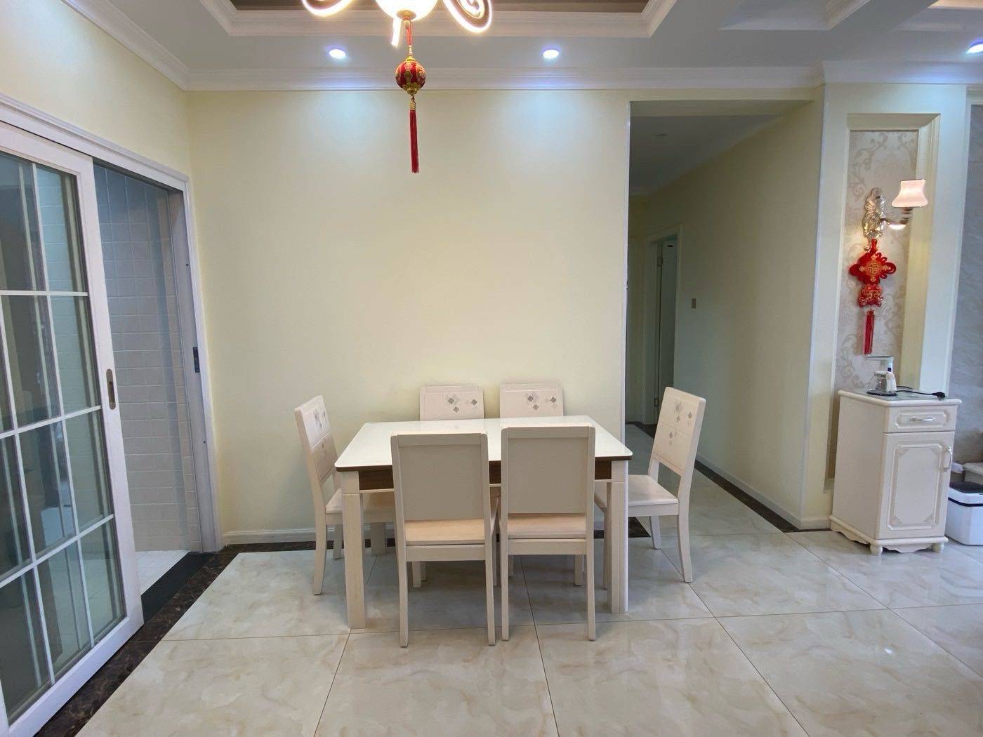 Chengdu-Shuangliu-Clean&Comfy,No Gender Limit