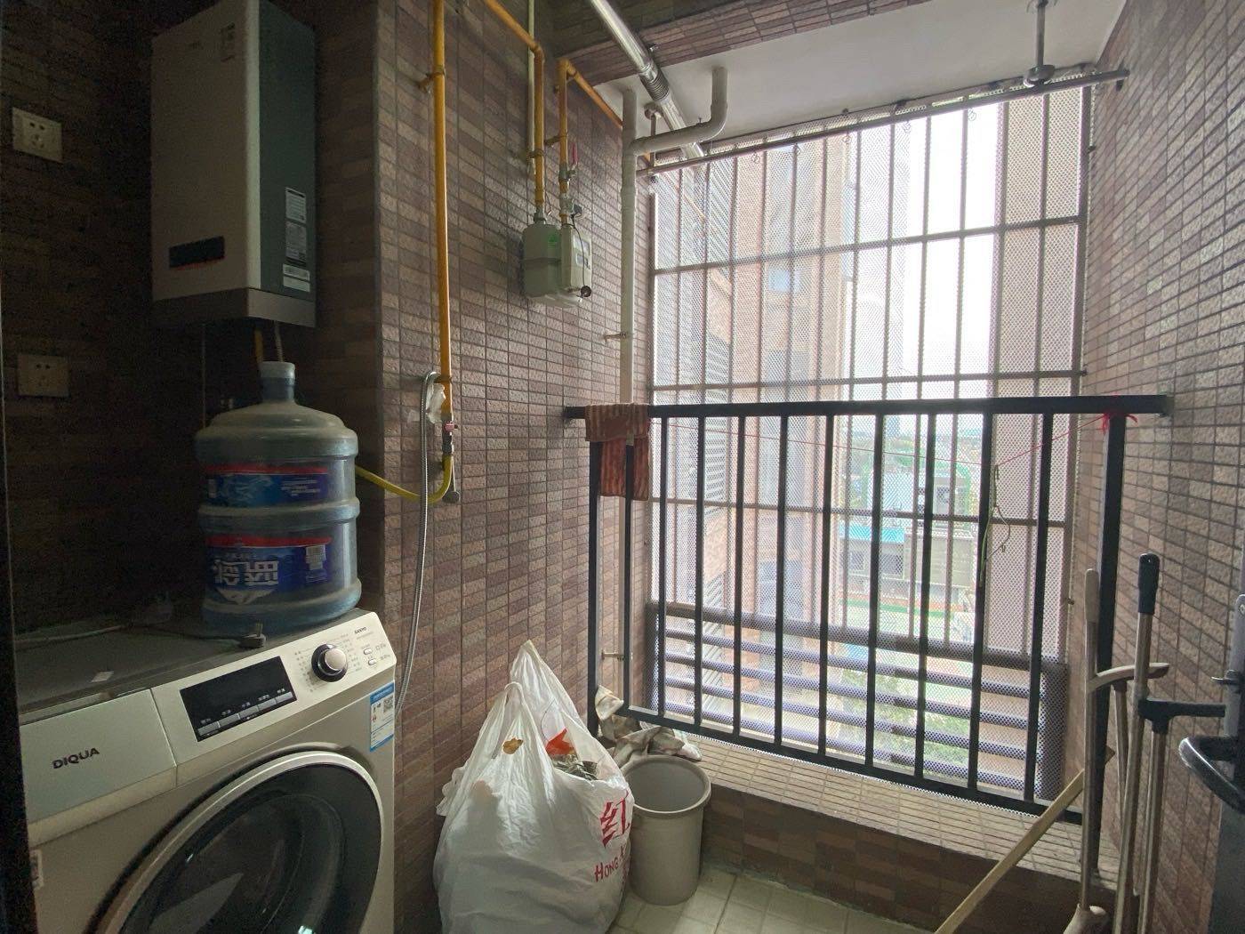 Chengdu-Shuangliu-Clean&Comfy,No Gender Limit