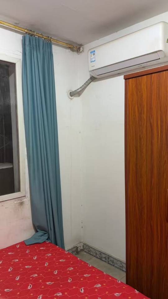 Chengdu-Qingyang-Hustle & Bustle