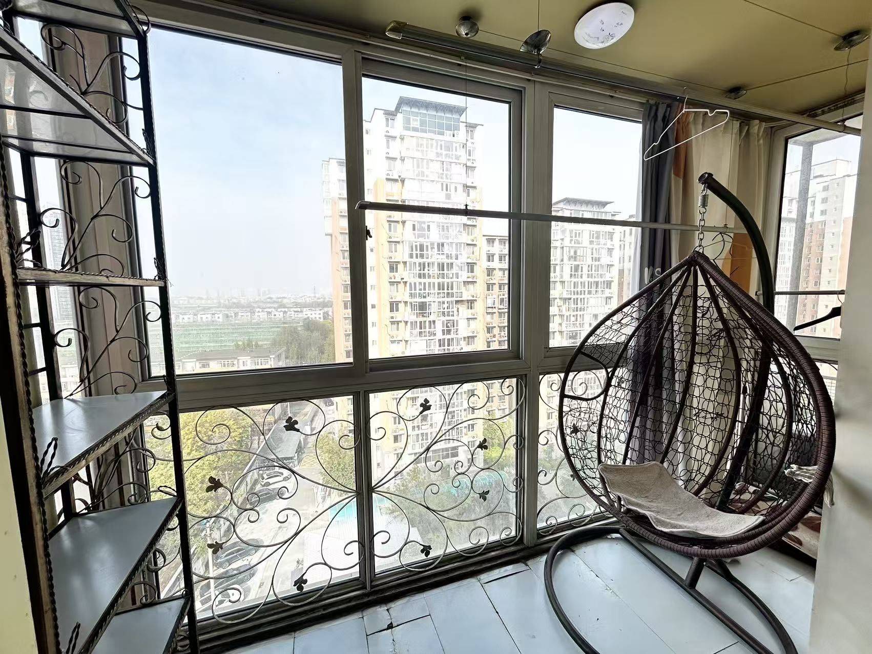 Beijing-Haidian-Cozy Home,Clean&Comfy,No Gender Limit,Hustle & Bustle,“Friends”,Chilled,LGBTQ Friendly