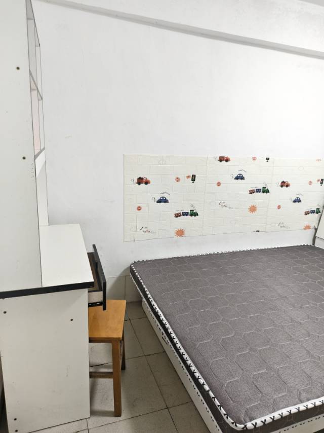 Xiamen-Siming-Clean&Comfy,Hustle & Bustle