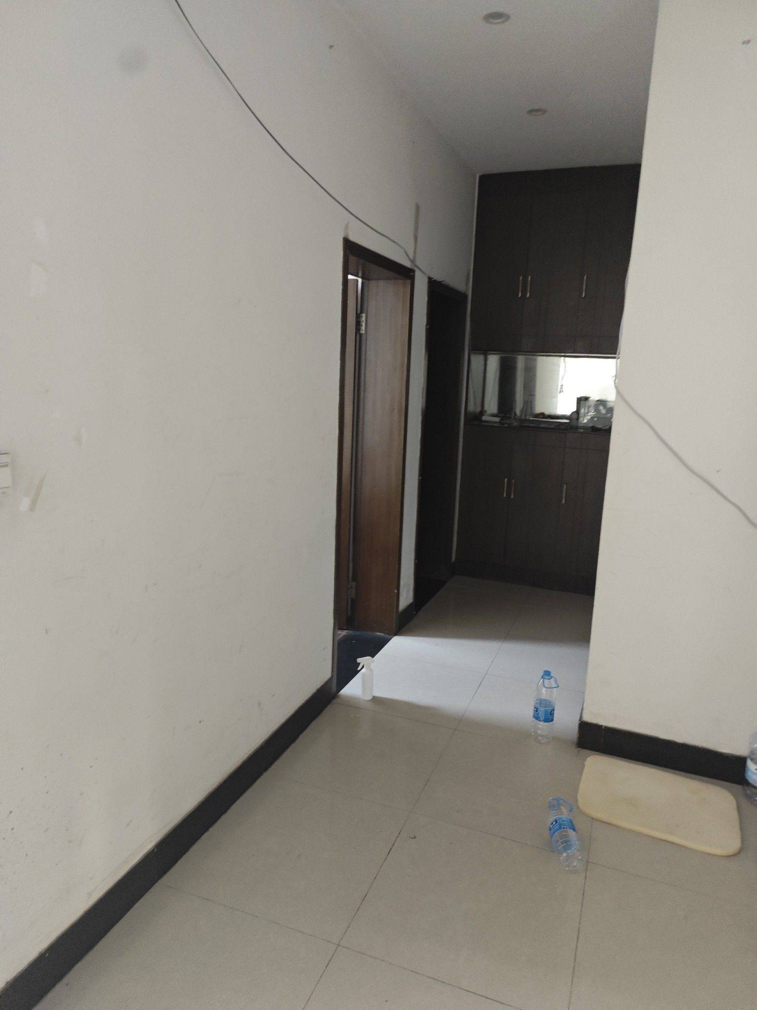 Nanjing-Qixia-Hustle & Bustle